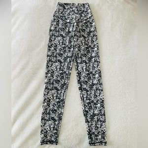 OFFLINE by Aerie 7/8 Crossover Waist Leggings - Size XS